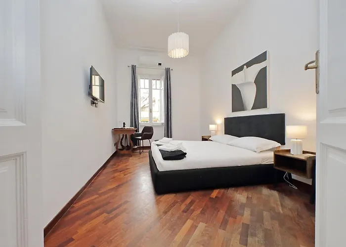 4bnb - Giant Giuliana Vatican Museum Apartment Rome